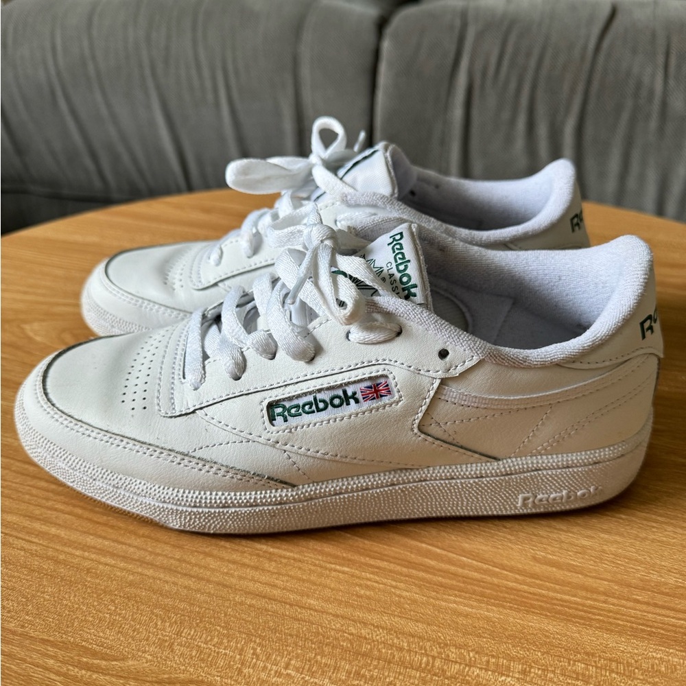 Reebok Club C 85 Women’s sneaker. EUC worn twice.